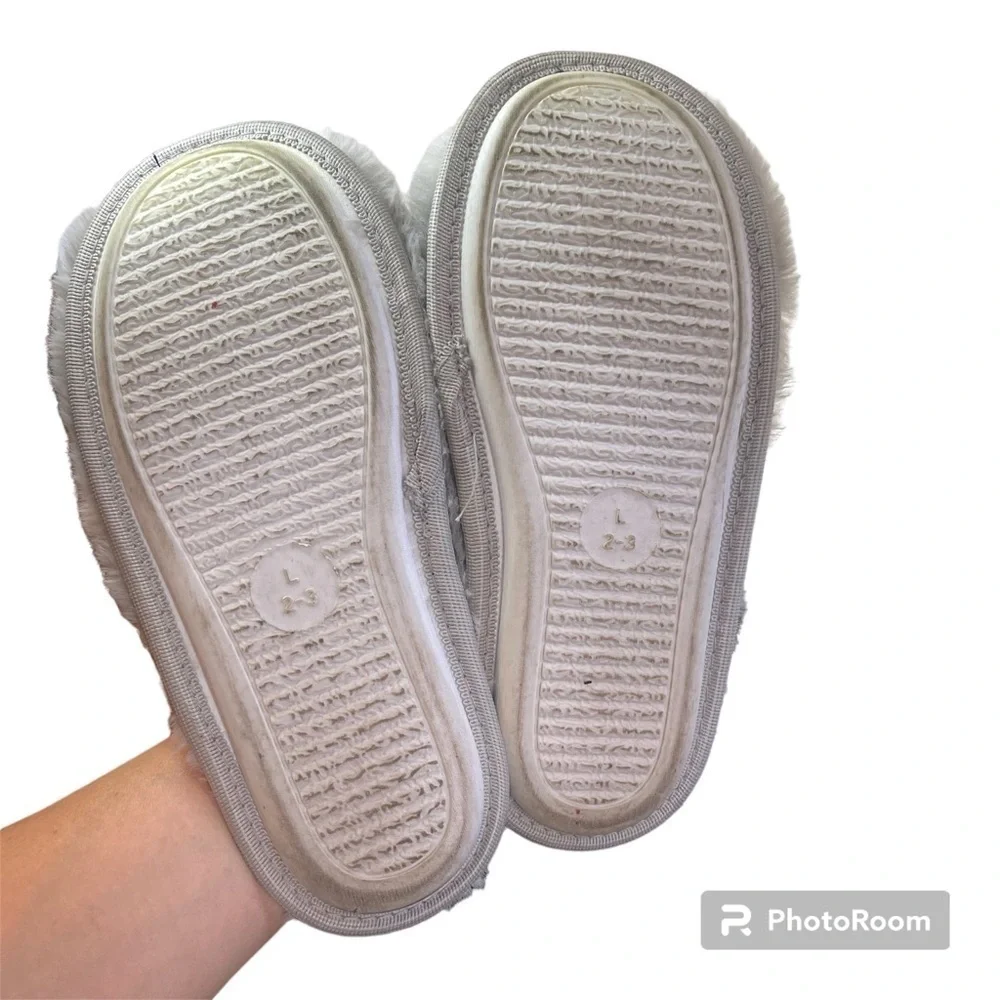 Jessica Simpson Girls Plush Fluffy Slip-on House Slippers Gray Size L 2-3